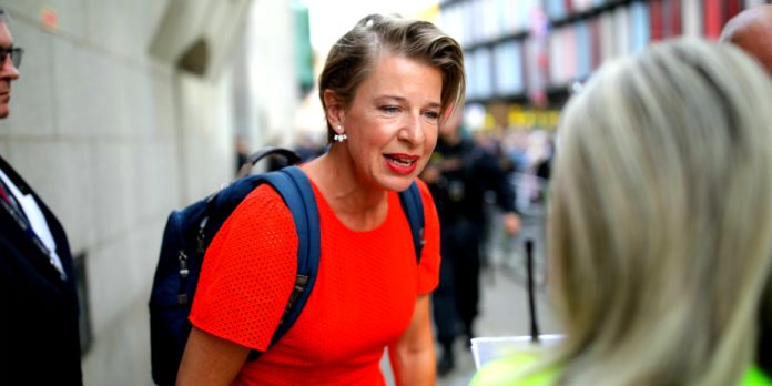 Katie-Hopkins-2160x1200