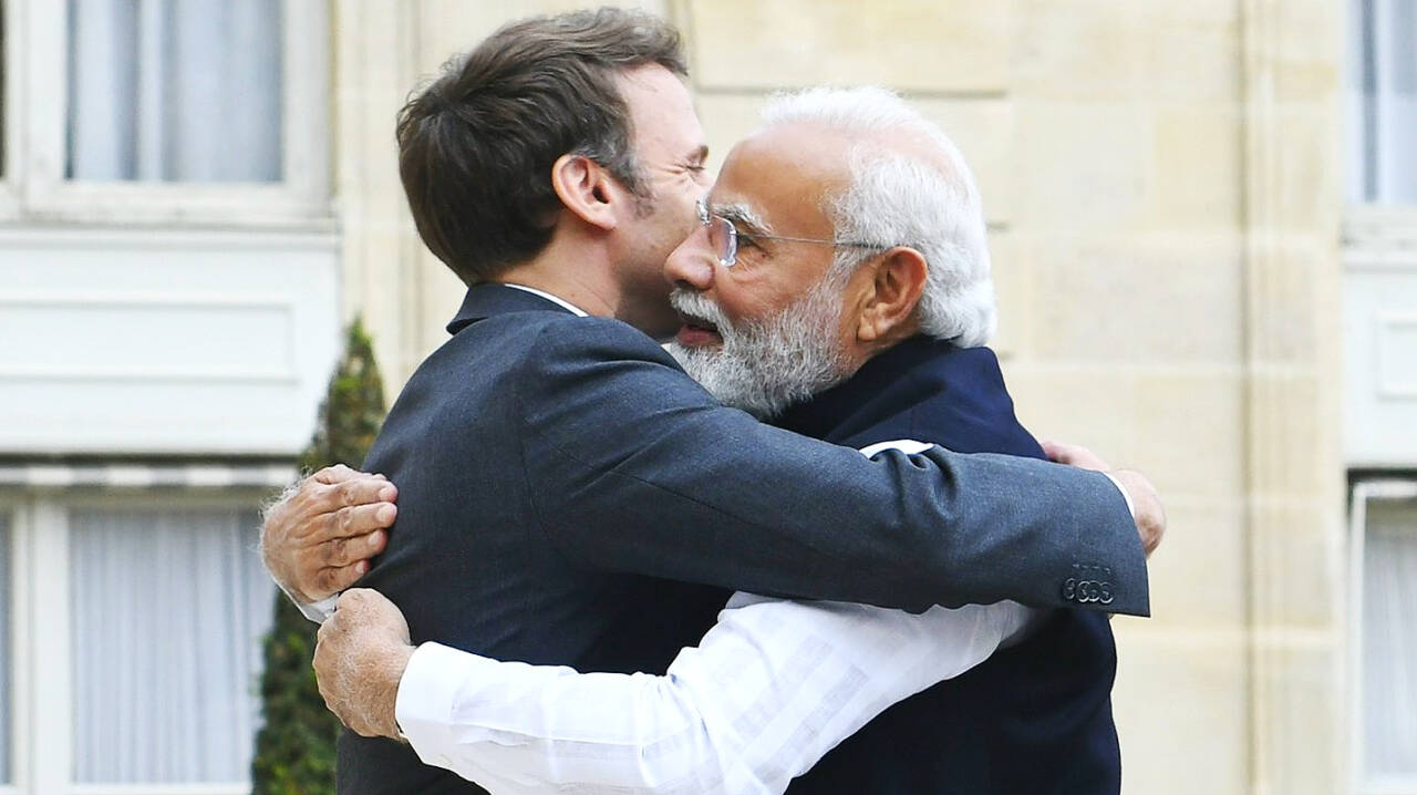 "Meeting Between 2 Friends": PM Meets French President Macron In Paris