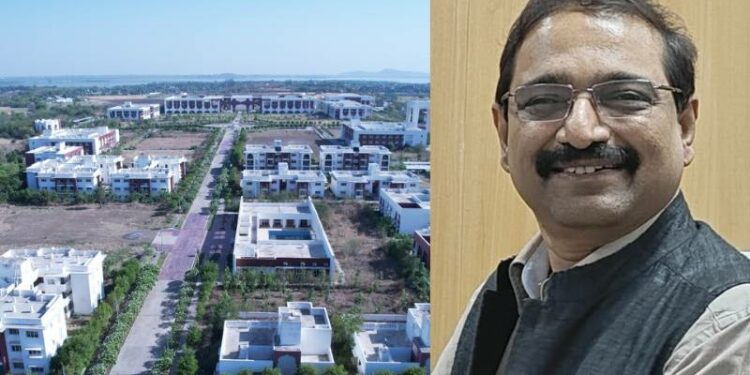 Pic caption: Makhanlal Chaturvedi National University Bhopal Campus; Vice- Chancellor Prof (Dr) K G Suresh